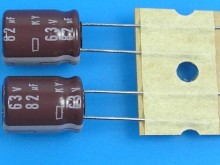Elektrolytický kondenzátor 82uF 63V 105°C Low ESR Nippon KY
