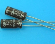Elektrolytický kondenzátor 22uF 63V 105°C Samwha RD