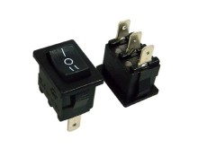 Kolébkový vypínač ARCOLECTRIC H8620VBAAC černý ON-OFF-ON 3pol