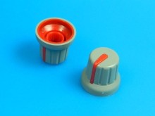 Miniaturní knoflík na potenciometr s ukazatelem, oska 6 mm