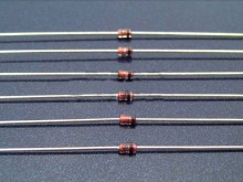 Schottkyho dioda BAT83S 60V 30mA DO35