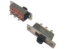 Posuvný přepínač s 2 přepínacími kontakty a pájecími očky 35x12,6 mm