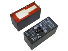Elektromagnetické relé 24V DC, 2x přepínací kontakt, 8A/250V