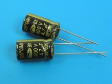 Elektrolytický kondenzátor 4,7µF 400V 125°C Samwha RD