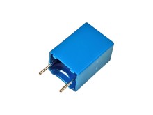 Fóliový kondenzátor 680nF 63V AC / 100V DC polyesterový MKT ±10% RM 5mm
